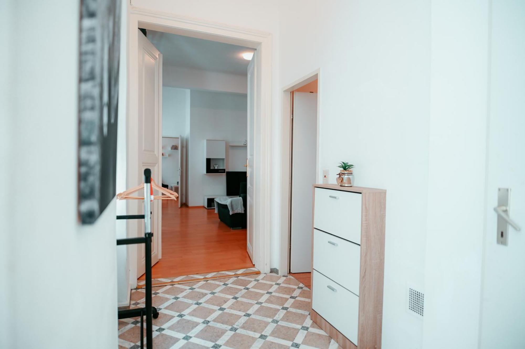 Raimond Apartment Ottakringer Top 10 Виена Екстериор снимка