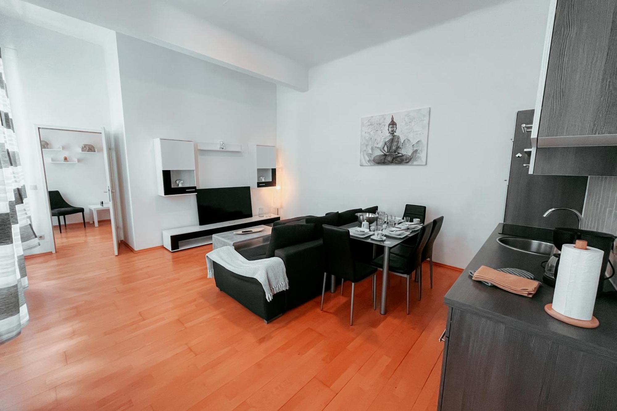 Raimond Apartment Ottakringer Top 10 Виена Екстериор снимка